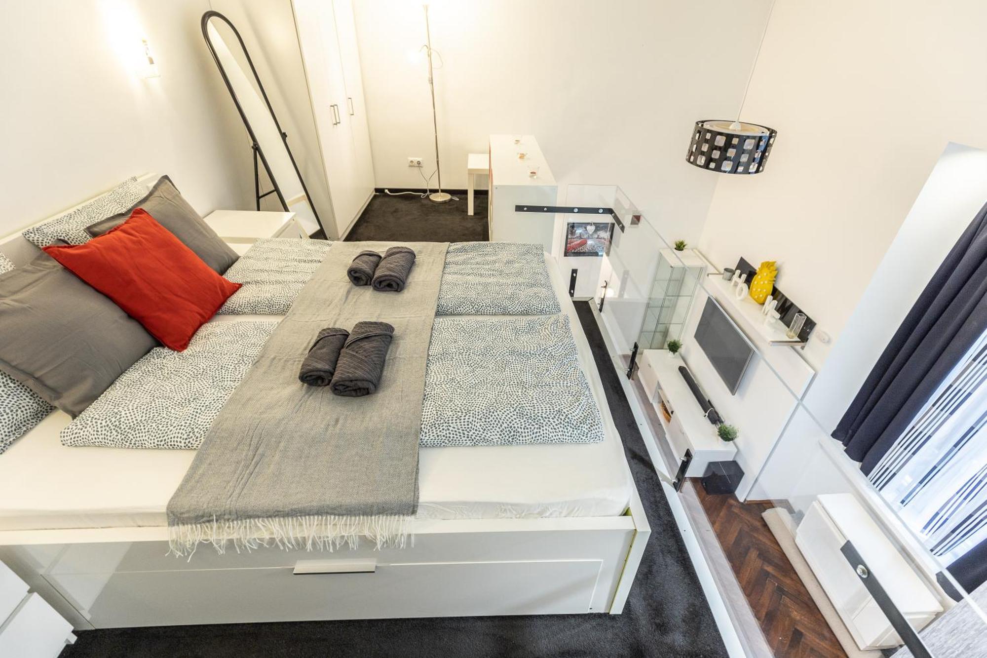 Bright & Shine Apartment Budapest Bagian luar foto