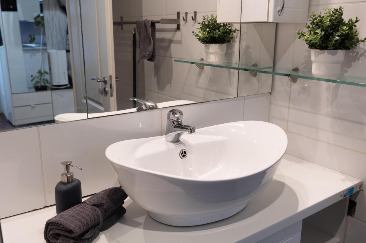 Bright & Shine Apartment Budapest Bagian luar foto